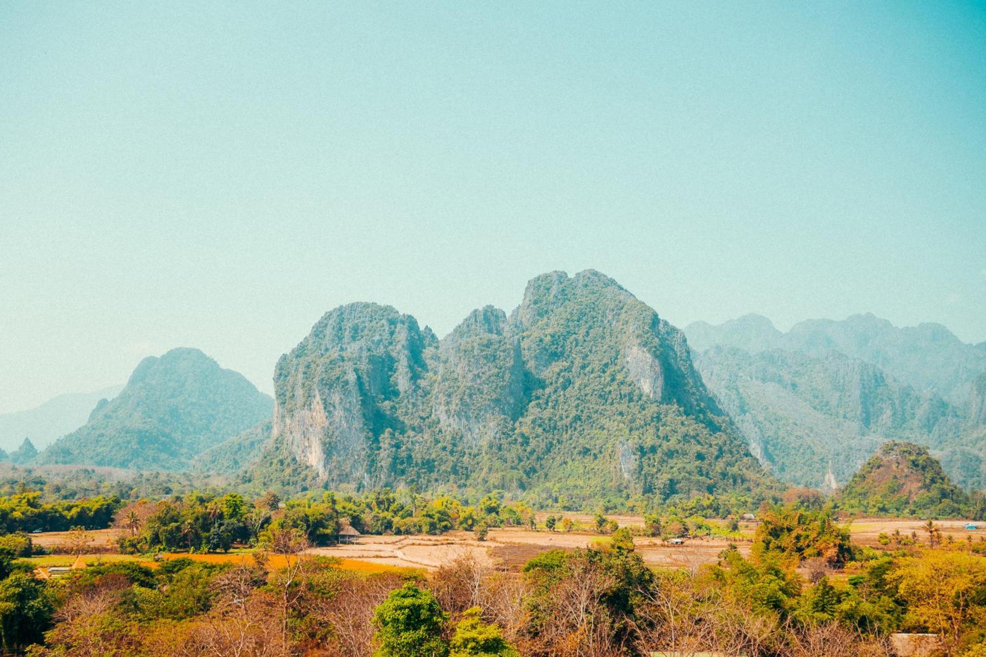 The Elephant Crossing Hotel Vang Vieng Buitenkant foto